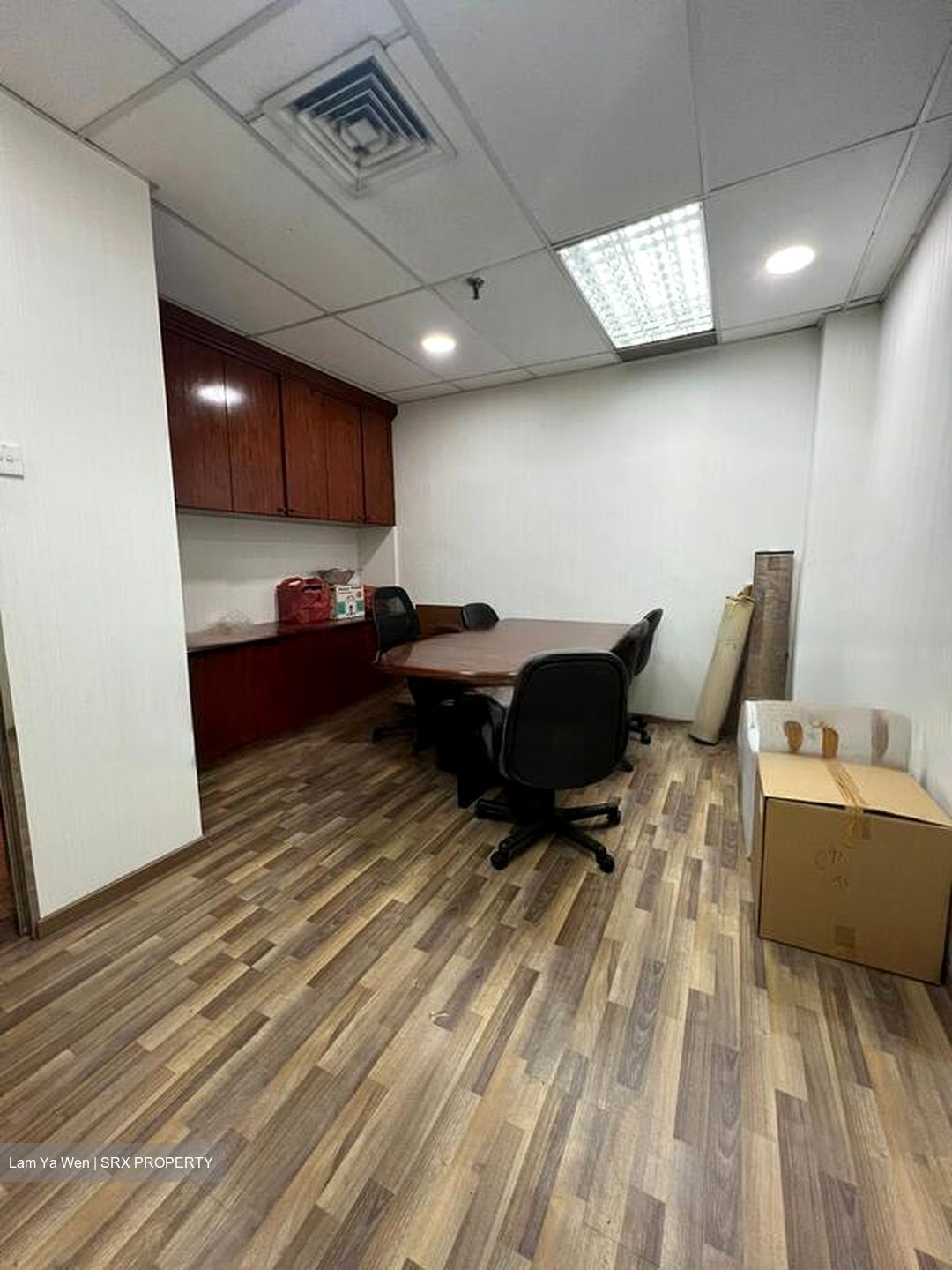 Textile Centre (D7), Office #467983051